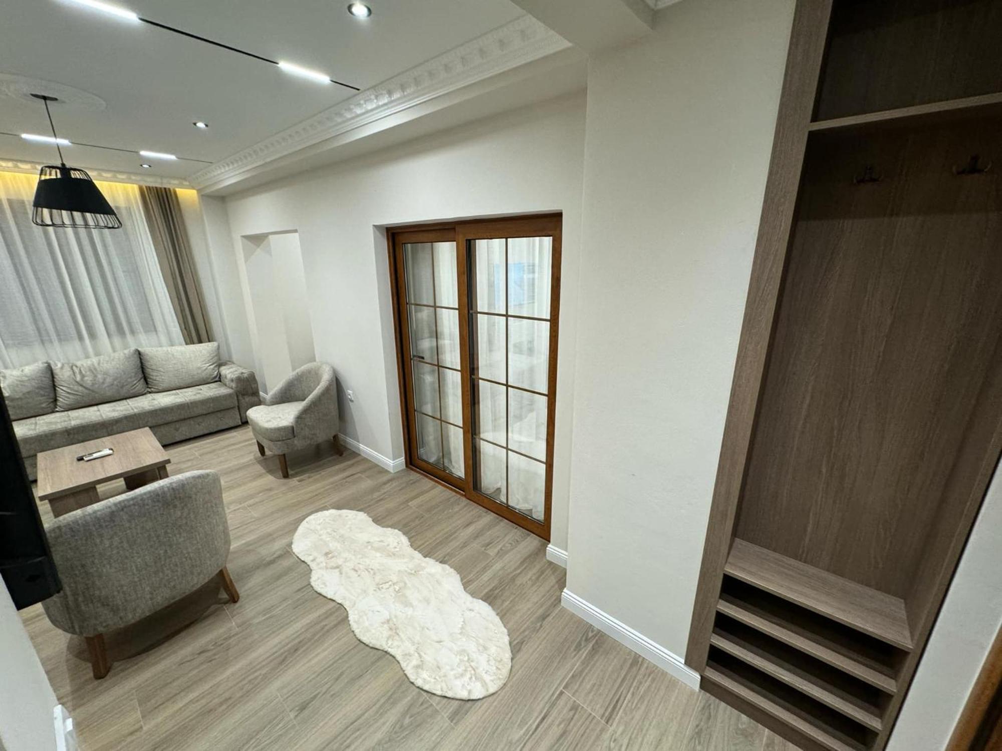 Apart Hotel Llolla 울친 외부 사진